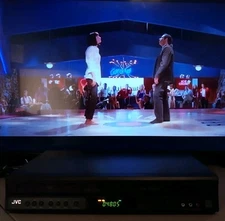 JVC HR-XVC11 DVD VCR VHS RECORDER COMBO PLAYER W/ AV CABLES ~FULLY TESTED WORKIN