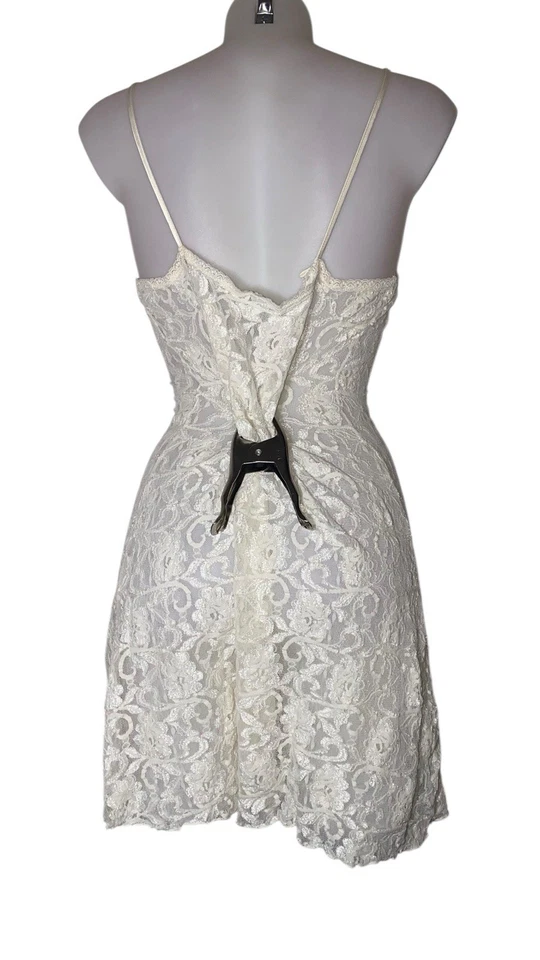 Vestido Babydoll De Colección Para Mujer Marfil Encaje Coqueta Hada Dollete Femenino Sin Mangas Talla M Foto 2 de 4