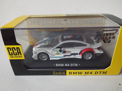BMW M4 / DTM 2016 / #11 Marco Wittmann / Team RMG / 1:44 / Plexiglasvitrine OVP