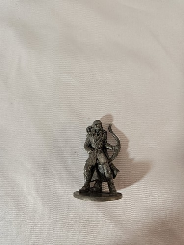 5 Piece Lord Of The Rings Replacment Pieces Or Collectables - Picture 4 of 12