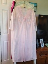 Vanity Fair vintage nightgown and robe set Size Large