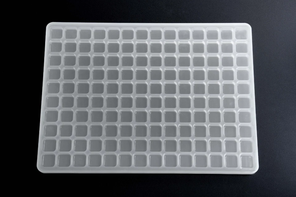 Molde de caramelo cuadrado Bold Maker 5 ml - 140 cavidades - 22110 - hacer caramelos gomitas Foto 3 de 4