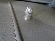 ancien dé à coudre en argent massif intérieur vermeil