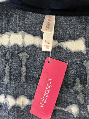 NEW 2018 TARGET WOMENS SIZE M/L XHILARATION NAVY WHITE OUTER OPEN