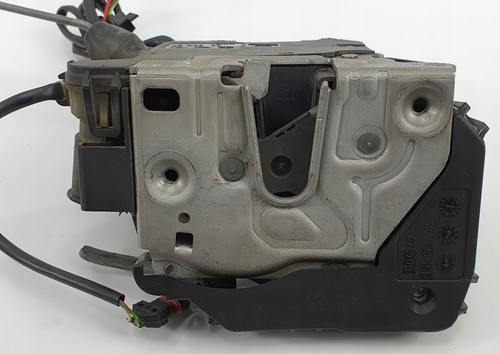Mercedes Benz C E W203 W211 Door Lock Actuator Mechanism Front Left 2037200135 - Picture 10 of 24