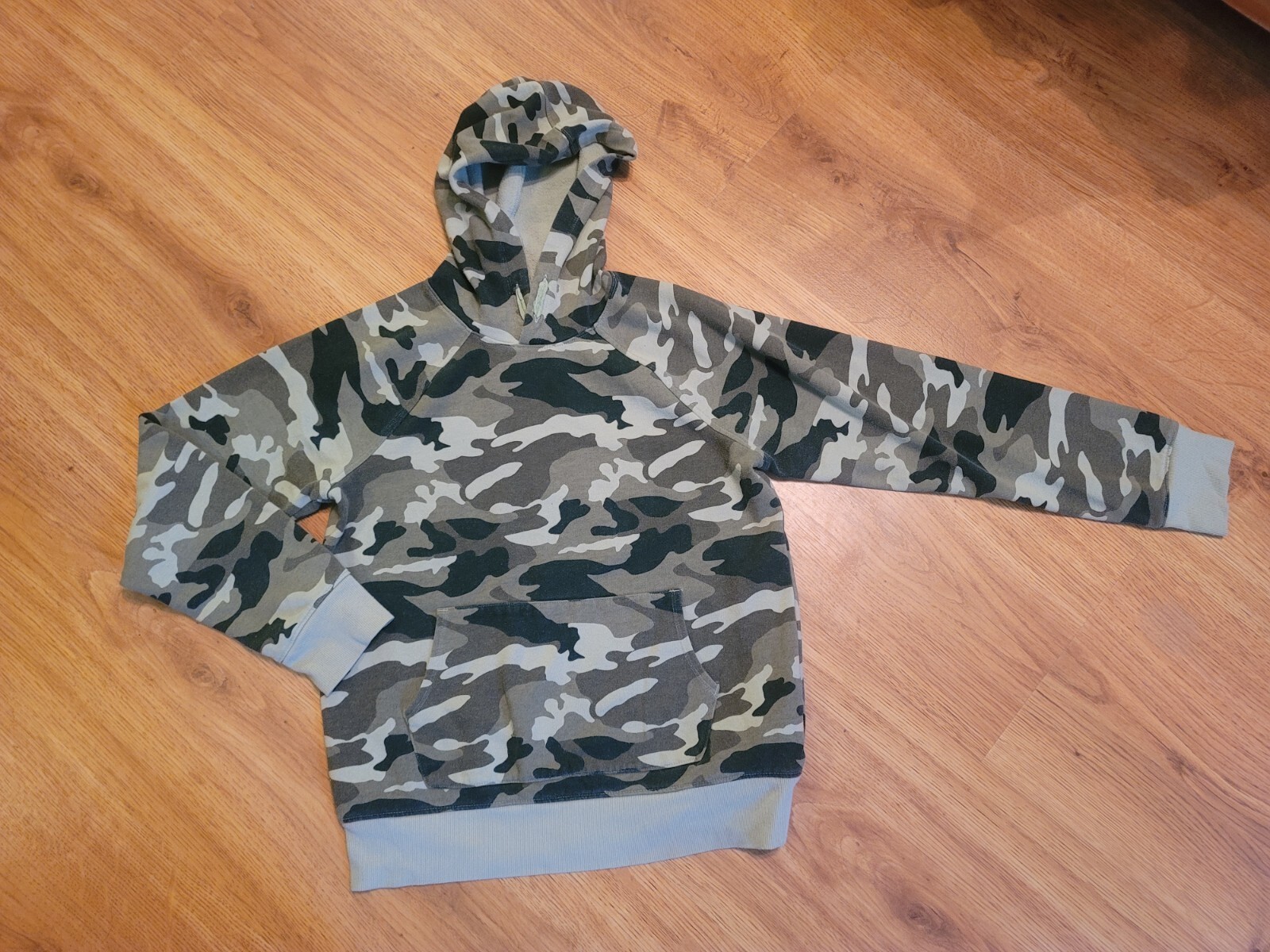 Picture 1 of 1