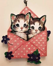 CATS, KITTENS in PINK ENVELOPE w VIOLETS * Glitter CHRISTMAS ORNAMENT * Vtg Img
