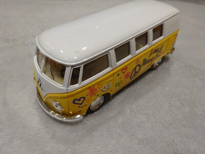 VW Bus T1 Hippie Flowe Power Oldtimer gelb Modelauto ca.13,5cm 1:32 Rückzugmotor