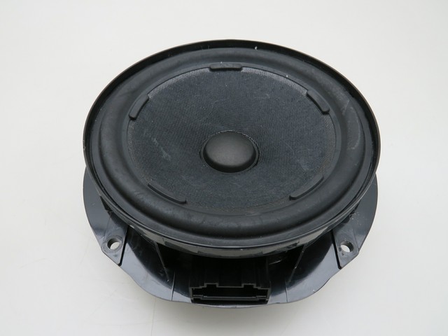 subwoofer dynaudio golf 7