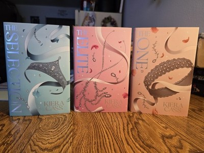 FairyLoot The Selection Set Kiera Cass SIGNED STENCILED EXCLUSIVE
