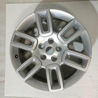(1) Wheel Rim For Defender Like New OEM Painted Silver