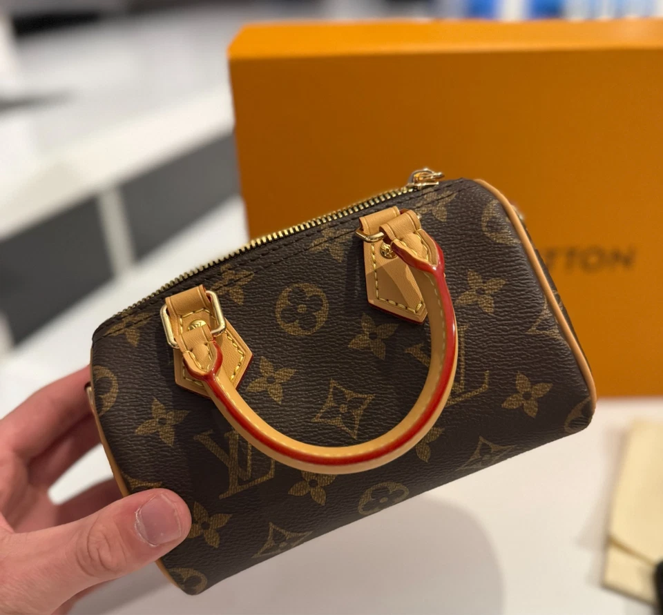 Louis Vuitton Nano Speedy • Excellent État - Photo 3/4