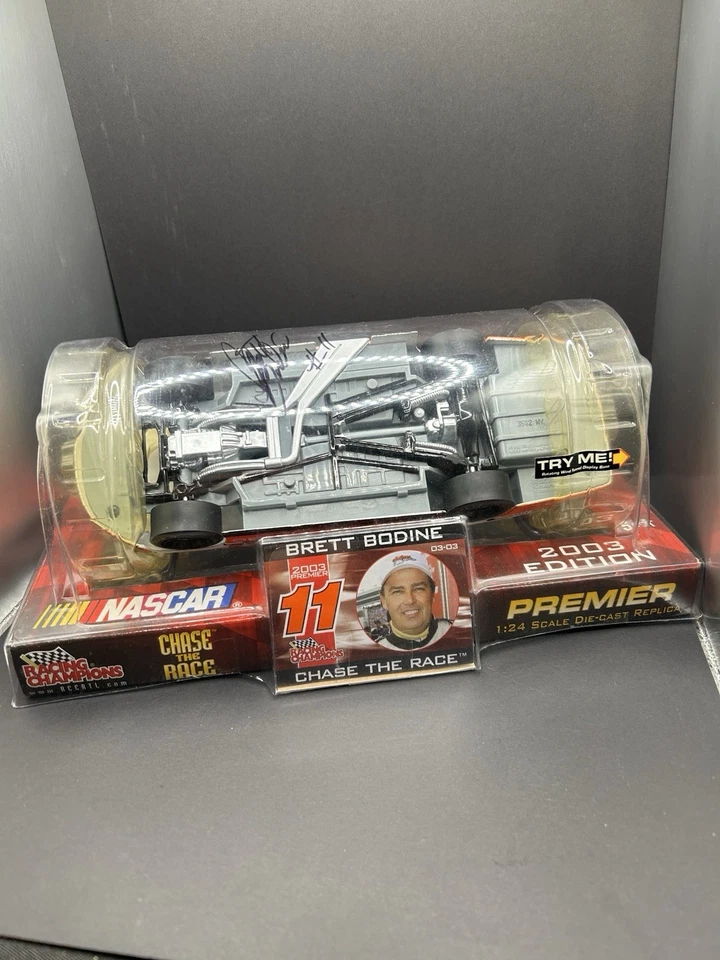 Geoff Bodine Signed 2003 Racing Champions Rotating 1:24 Scale Diecast NASCAR - Image 3 of 4