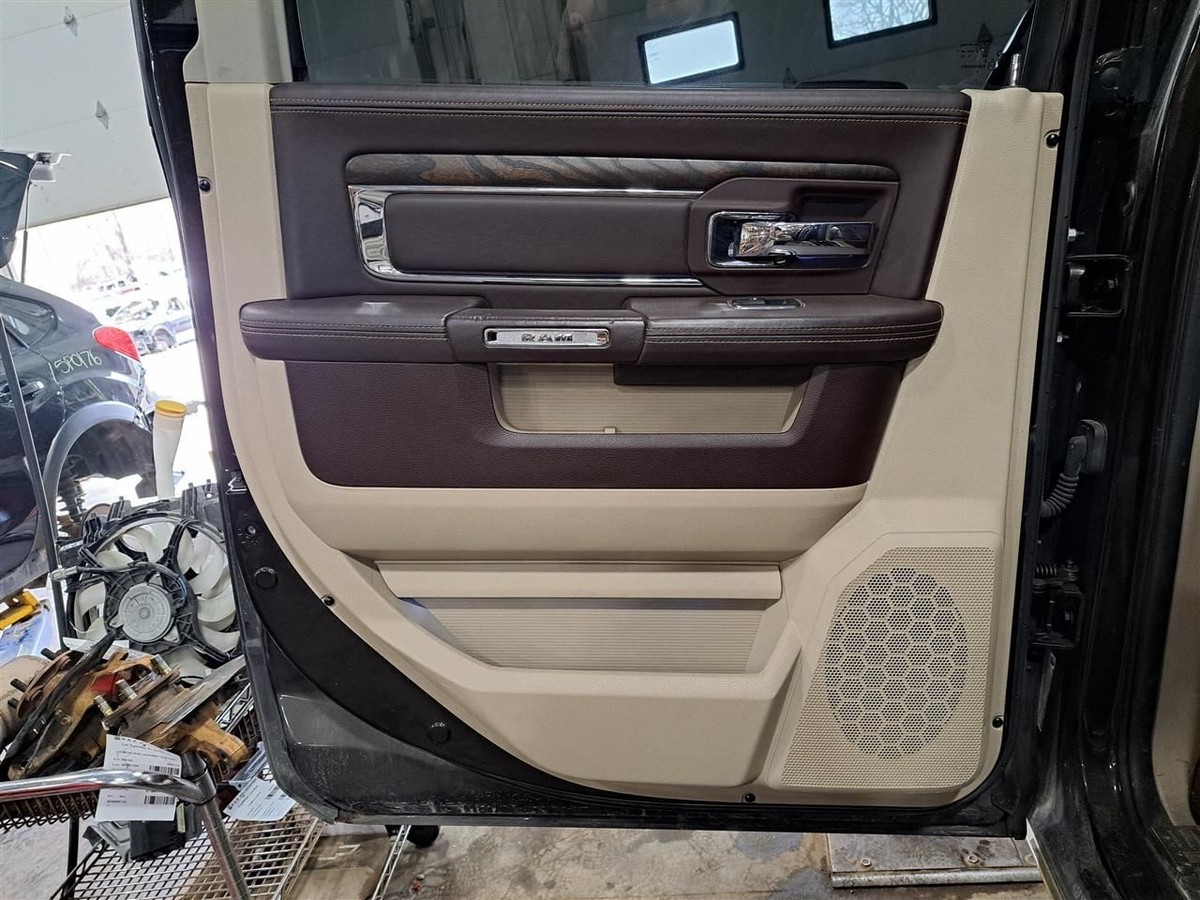 2013 Ram1500 Lh Driver Side Rear Door Interior Trim Panel Tan