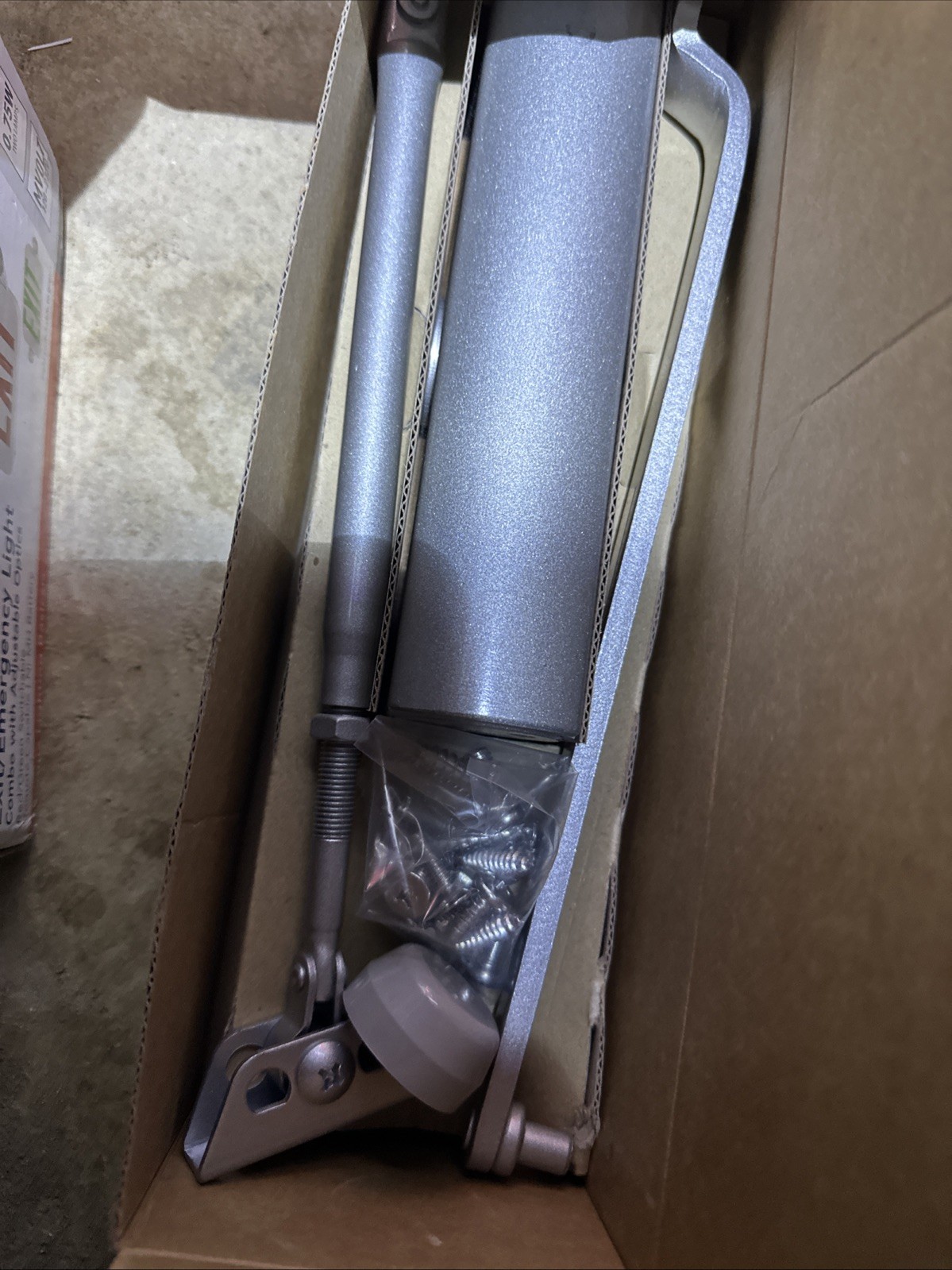 International Door Closers Model 883 Aluminum Surface Closer Made In USA New