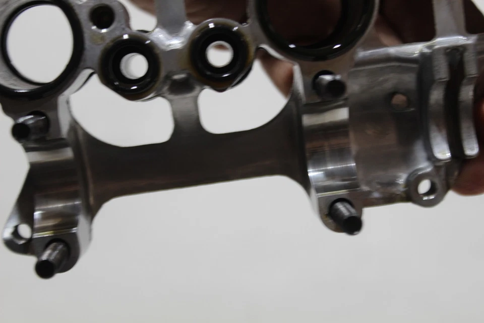 2005-2006 KAWASAKI NINJA ZX6R ZX-6R ВЕРХНЯЯ ЧАСТЬ ГОЛОВКИ БЛОКА ЦИЛИНДРОВ ДВИГАТЕЛЯ - Изображение 3 из 4