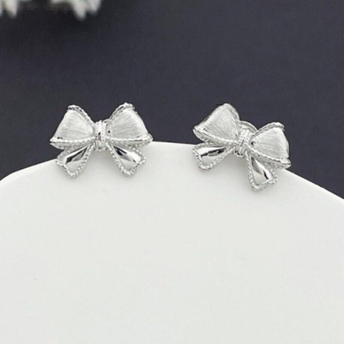 Real Pure Platinum 950 PT950 Shiny Bow Bowknot Stud Men Women Earrings 2.16-2.3g - Picture 1 of 7