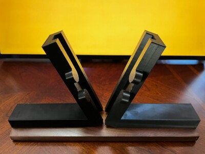 Usermac Apple Studio Display VESA stand, desk level screen Usermac Apple Studio Display VESA stand, desk level screen