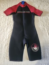 Body Glove Men  s Shorty Wetsuit Black and Red Size Small 53a