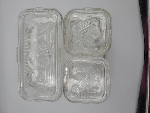 Vintage Set Of Clear Glass Refrigerator  Dishes With Veggies On Lids.