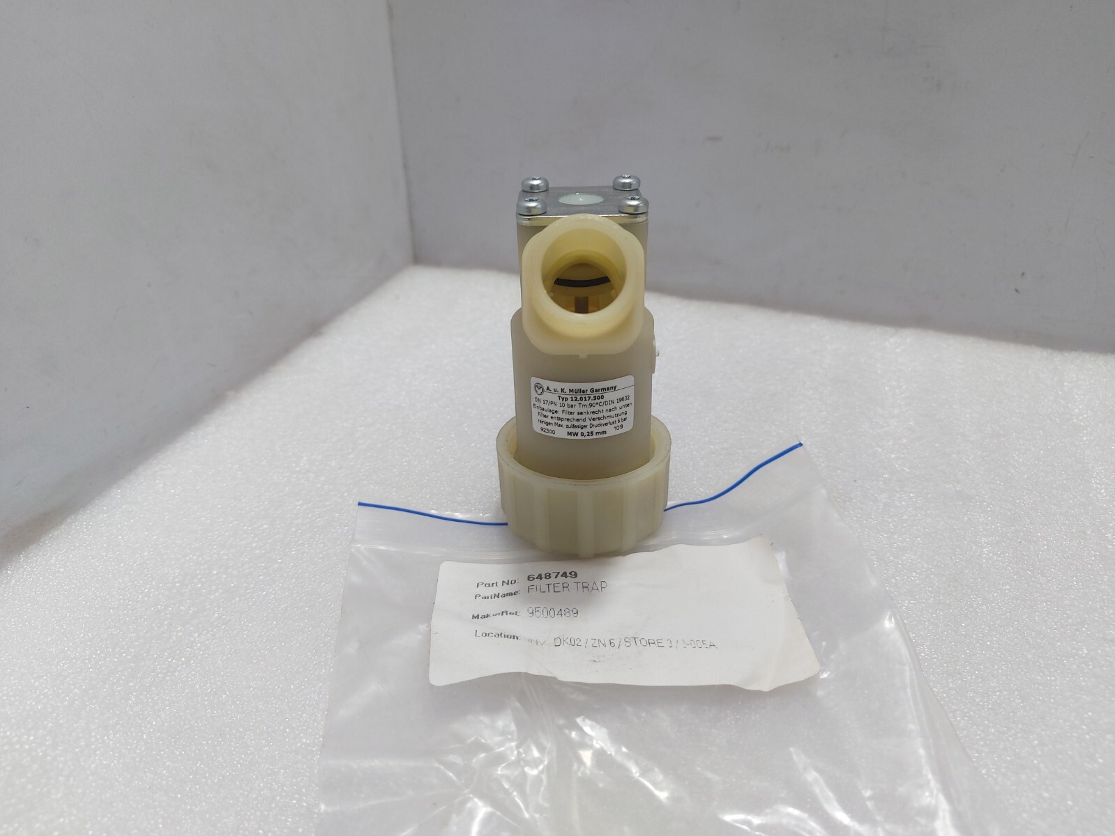 A.U.K Muller 12.017.500 Dirt Strainer DN17/PN 10bar Tm:90C/DIN 