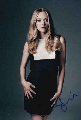 AMANDA SEYFRIED signed Autogramm 20x30cm LES MISERABLES in Person autograph ACOA