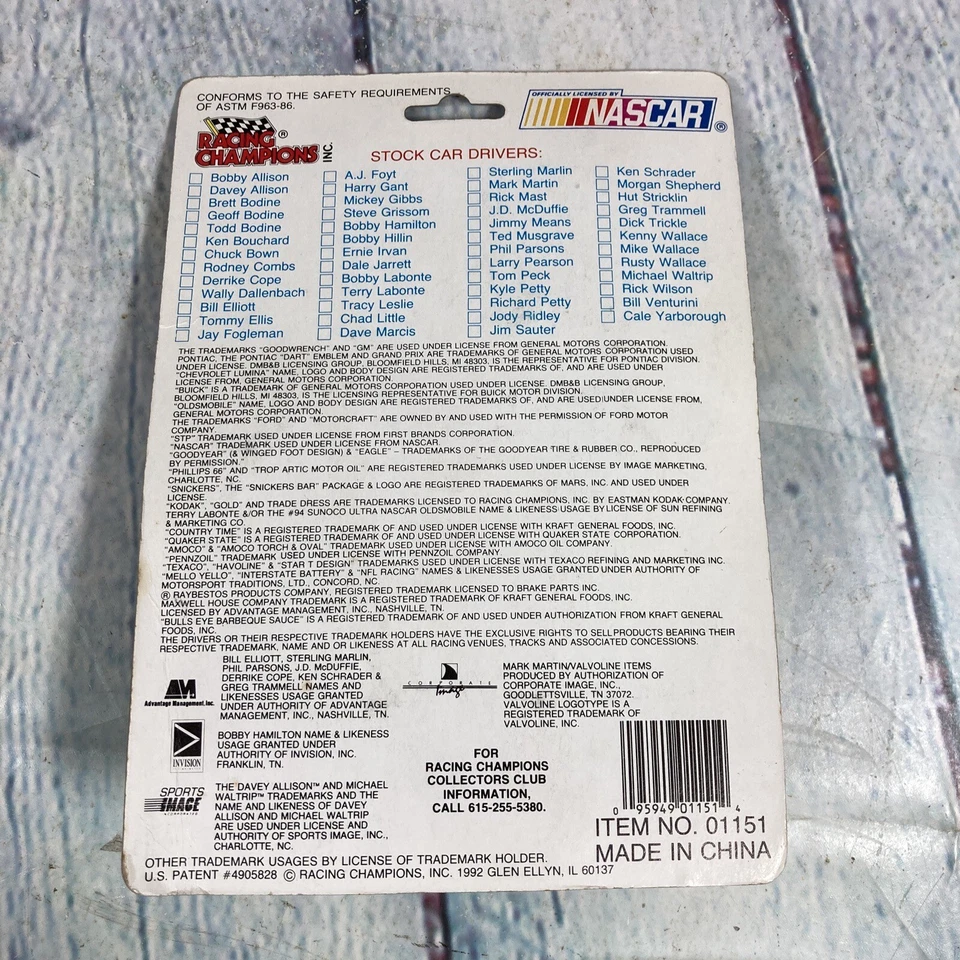 Литой винтажный автомобиль Ricky Rudd No5 Tide 1992 Nascar масштаб 1:64 запечатанный - Изображение 4 из 4