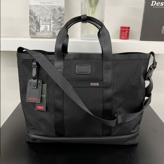 【新品使用品】TUMI ALPHA3 02203152 スリムトートバッグ ALPHA（TUMI） 【並行輸入品】トゥミ TUMI Alpha3 2203152
