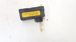 Ford Mondeo 1997 Headlighth Levell Range Adjustment Motor 03078533 #1388669-05