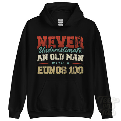 UNTERSCHÄTZE NIE EINEN ALTEN MANN MIT EINEM EUNOS 100 HOODIE
