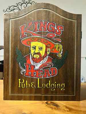 NEW Vtg Kings Head Pub & Lodging Dart Board Cabinet Set With Games full set