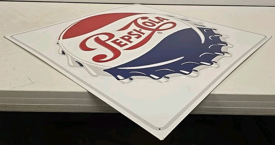 Letrero de tapa de botella vintage de 23" NOS Pepsi Cola publicidad en relieve - 1/850 Stout Foto 3 de 4