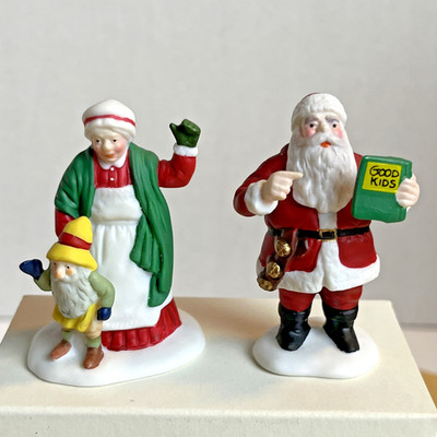 Vintage 1990 Dept 56 Heritage Village Santa & Mrs Claus 2pc Set 5609-0 Christmas