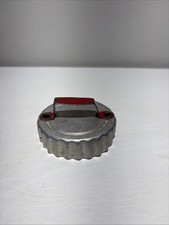 1 Round biscuit/cookie cutters with red handles