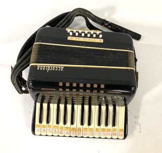 Vintage Accordiana Piano Accordion Can Hear Loose Parts Inside Still Plays