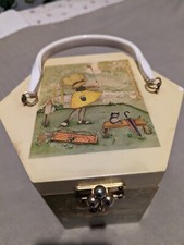 Billie Ross of the Palm Beaches "" Girl Golfer " Vintage Wooden Purse