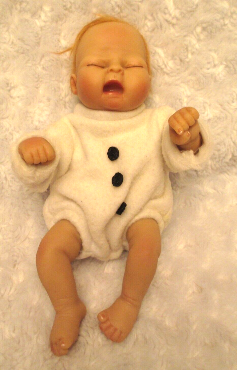 Mini Ashton Drake ADG SB 04 Lifelike Newborn Reborn Baby Doll 10