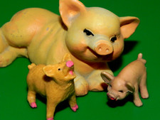 Miniature Pig Family, Mother and 2 Piglets Unbranded.