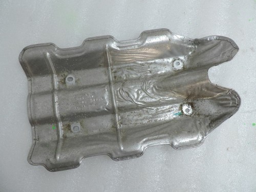 Mercedes W205 C63 AMG Abgaskrümmer Auspuff Hitzeschild Unterer Teil A1771512045