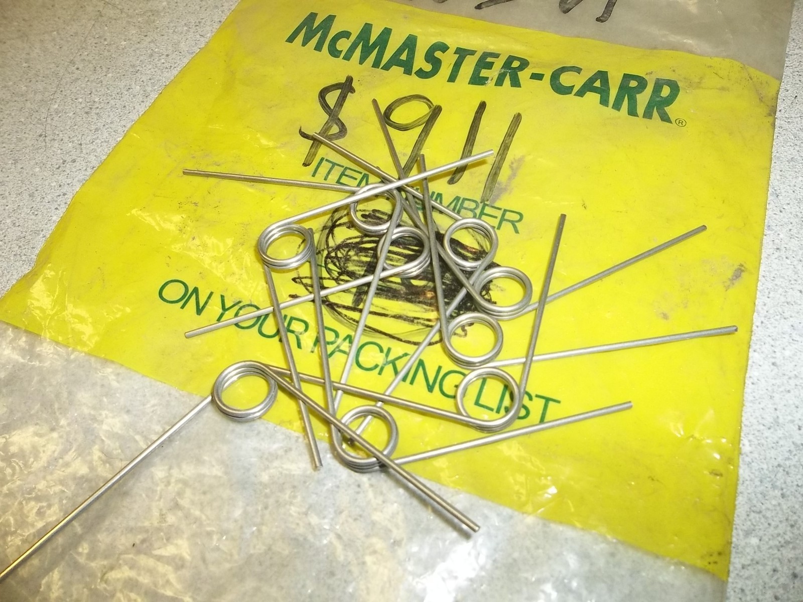 NEW McMasterCarr 190301 Lot of 9 Springs *FREE SHIPPING* eBay