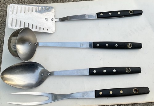 Trauzeugin Edelstahl Nieten (4) - Spatel mit Schlitzen, Servierlöffel, Gabel, Schöpfkelle