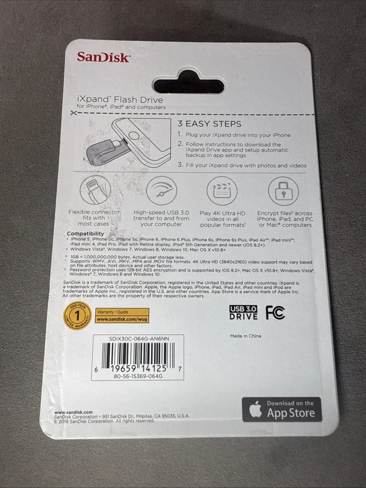 SanDisk iXpand 64GB USB 3.0 And Lightning Flash Drive For iPhone and iPad And PC - Image 2 of 2