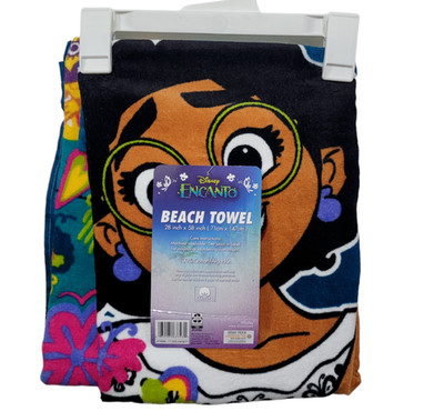 Disney Encanto Beach Towel 28 '' x 58 '' Mirabel Princess New