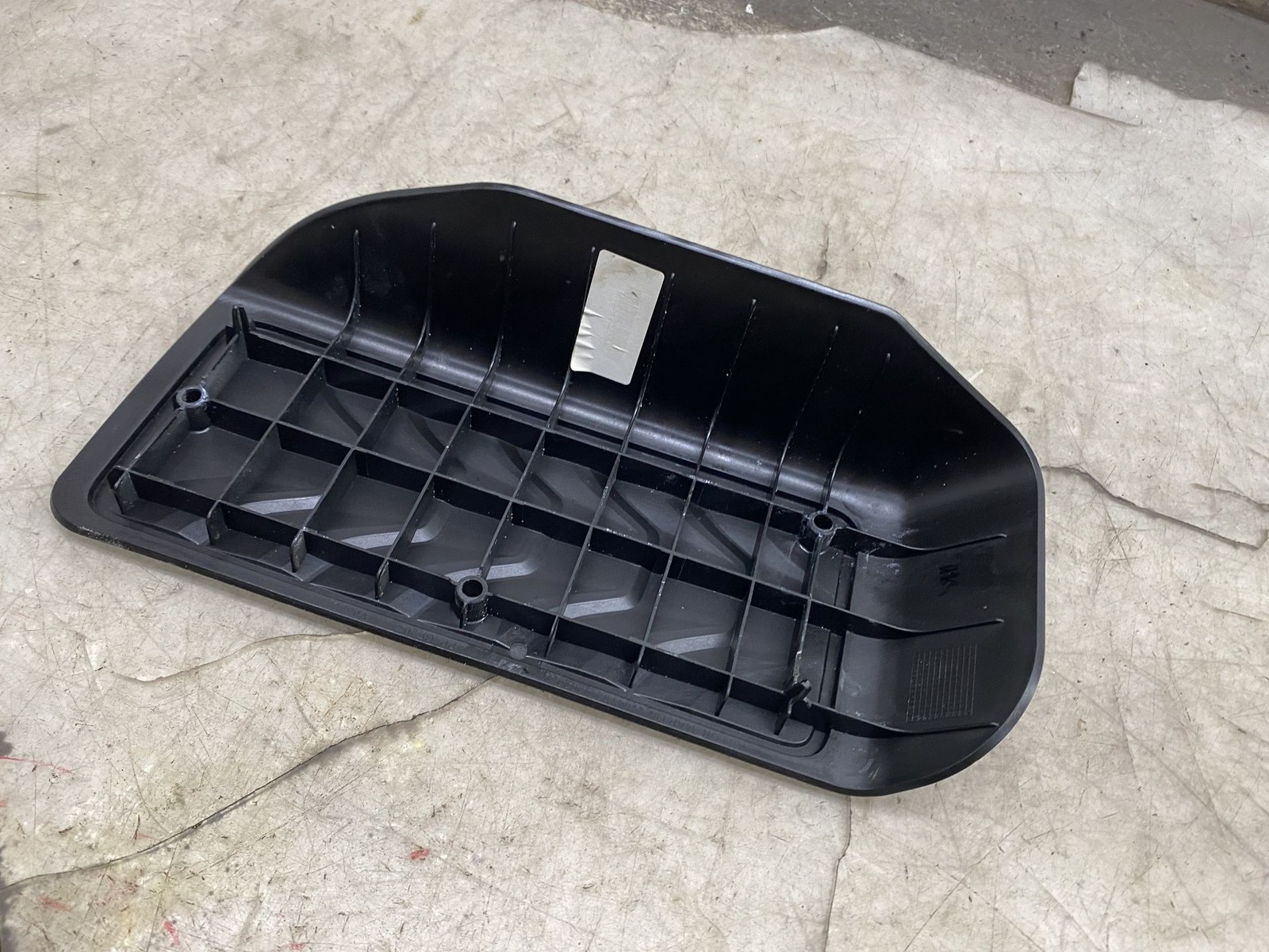 2020-2025 ASTON MARTIN DBX OEM DRIVER FOOT REST DEAD PEDAL LHD MY83-12020-AA