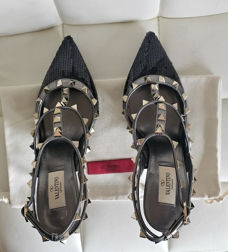 Décolleté VALENTINO GARAVANI Rockstud Accents in pelle con cinturino a T taglia: 9 | IT 39 con certificato di autenticità - Foto 6 di 12