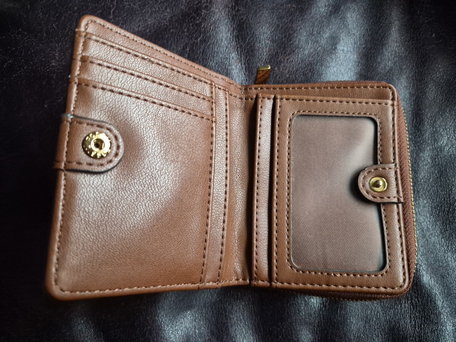 Fossil Logan Rfid Multifunction WalletSlight Scuf… - image 3