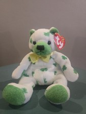 Ty Beanie Baby Clover Bear - MWMT 2001 Irish Y70