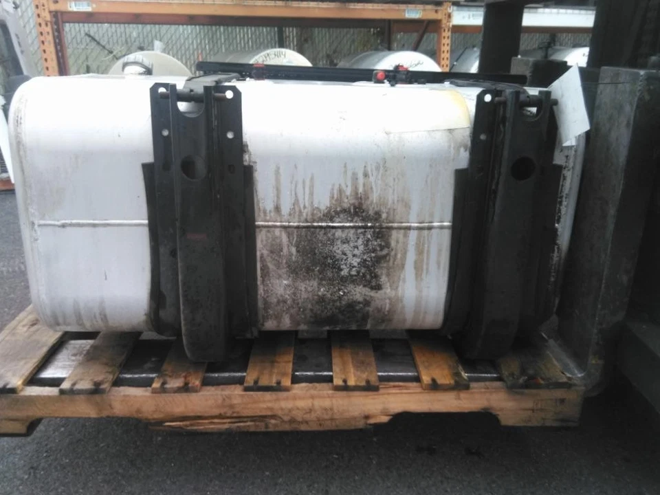INTERNATIONAL 4300 2002-2009 FUEL TANK 3850779 Foto 3 de 4