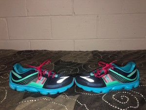 brooks flow 4