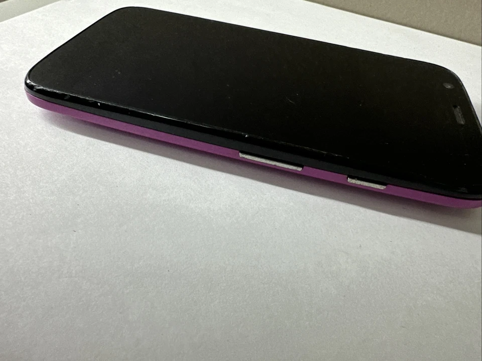 MOTOROLA MOTO G REPUBLIZ WIRELESS 16 GB PINK CELLPHONE - Image 4 of 4